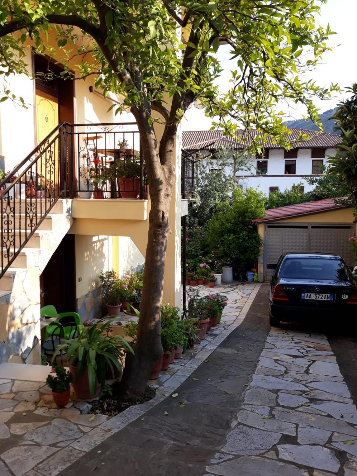 Villa Garden Berati Exterior foto